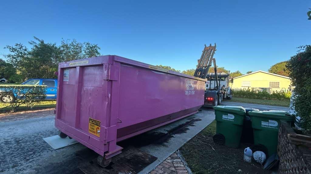 Commercial dumpster rental Doral