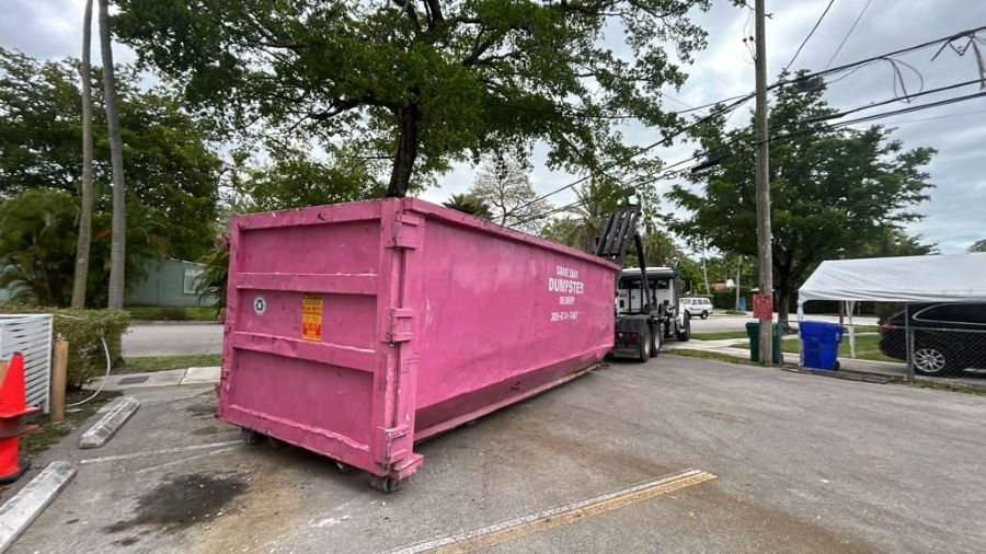 Dumpster rental near me Doral